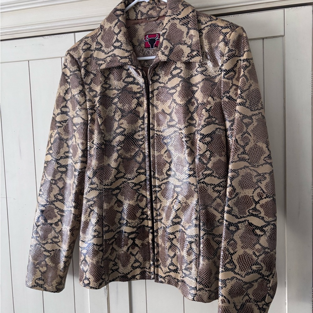 Black bull Brazil leatherSnakeskin Print Jacket. Size small.